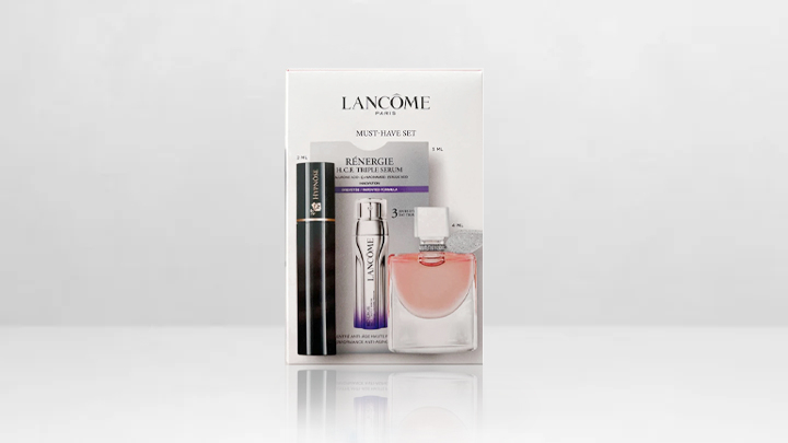 Image of a complimentary Lancome set
